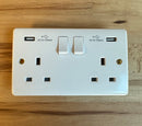 Knightsbridge CU9904 White 2 Gang Curved Edge 13A SP Switched Socket With Dual 3.1A Type A USB Charger Outlets - LED Spares