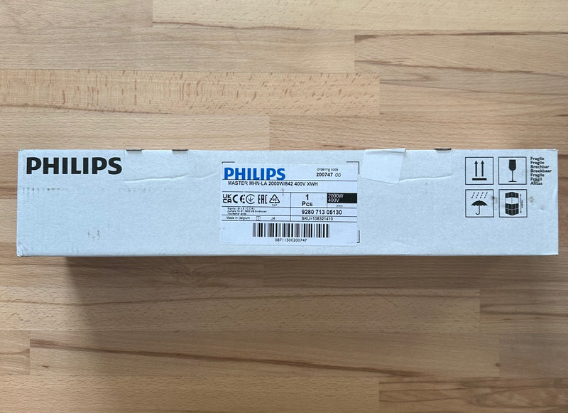 Philips MHN-LA 2000W/842 400V XWH 2000W X528 Cap Metal Halide