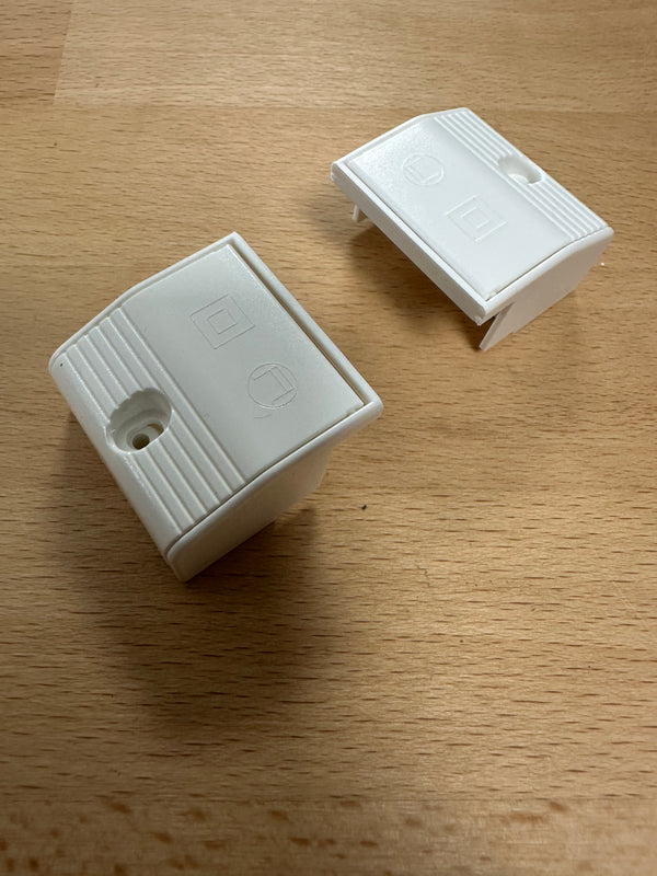 Helvar LC-SR-MN22 Click-on strain relief for LED drivers - 5966100 - LED Spares