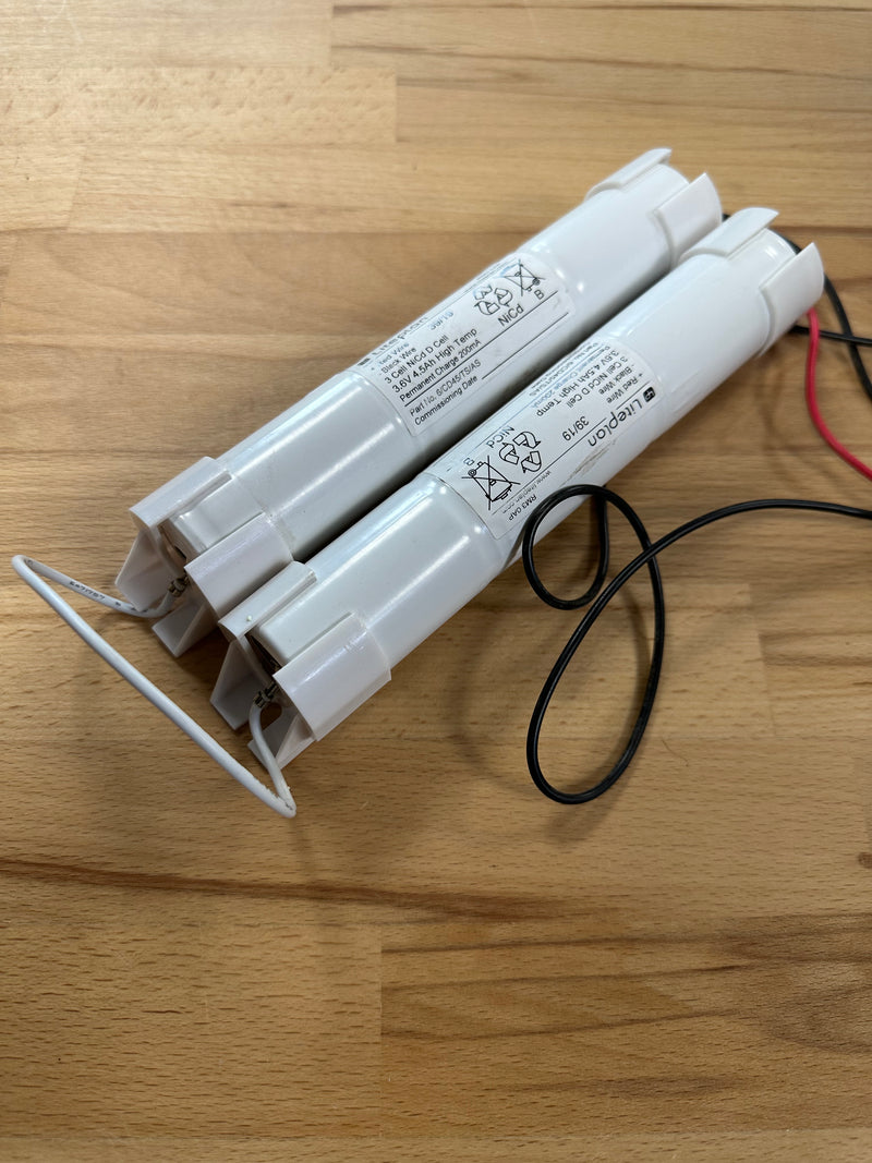 Liteplan 6/CD45/TS/AS 7.2V 4.5Ah Stick + Stick Battery c/w Leads and Plug - LED Spares