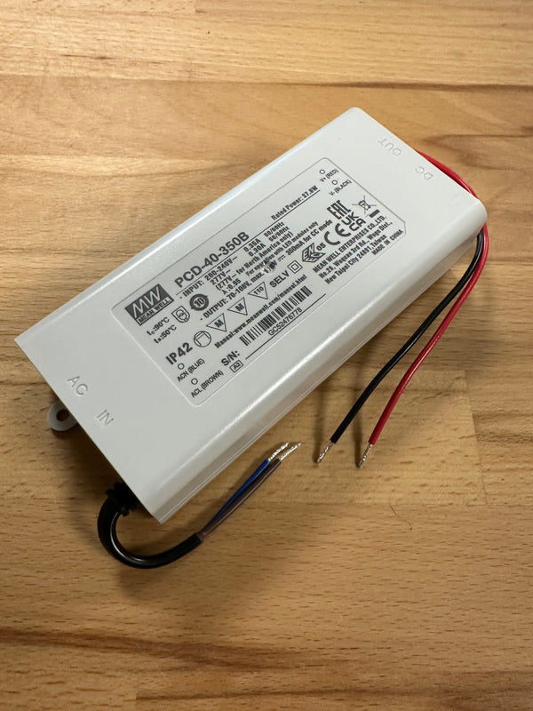 Mean Well PCD-40-350B – Pilote LED 40W 350mA Constant, PFC Actif, IP42, Classe II, Fiable Pour Éclairage LED