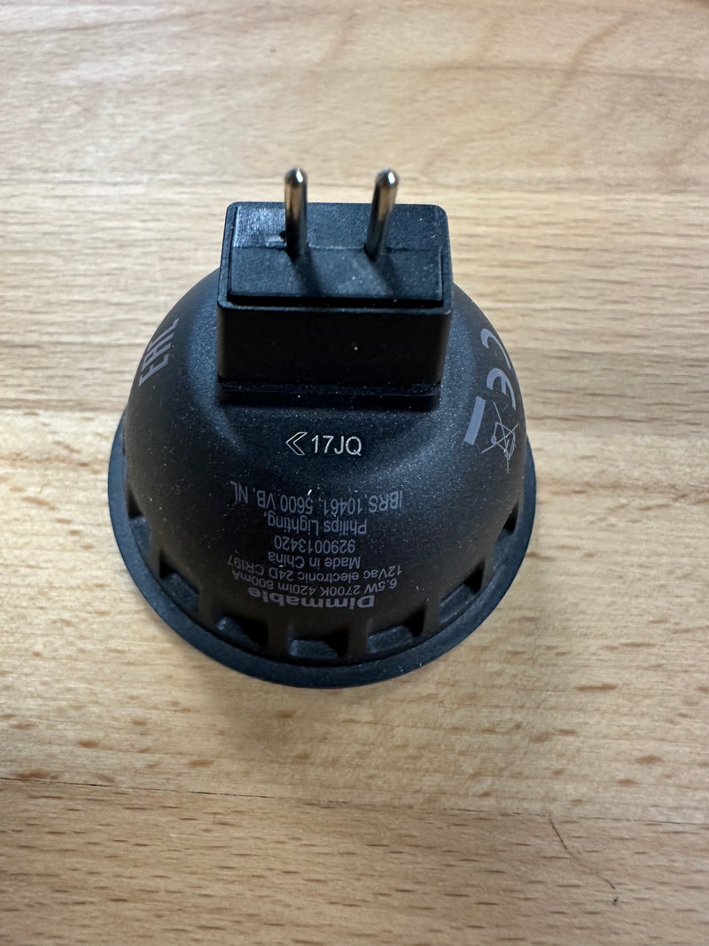 Philips Master ExpertColor LED Spot GU5.3 MR16 6.5W 420lm 24D Warm White Dimmable