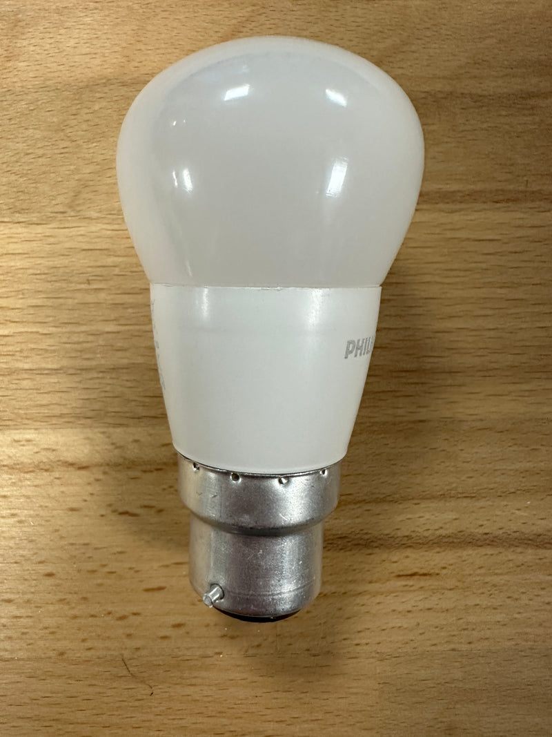 Philips LED 2.8W=25W B22 250lm Warm White P45 - LED Spares