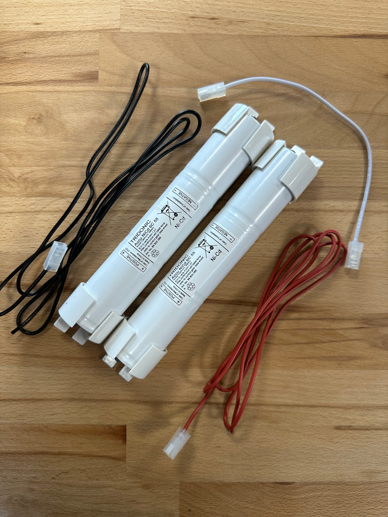 Tridonic 89800390 Pack-NiCd 4D CON - LED Spares